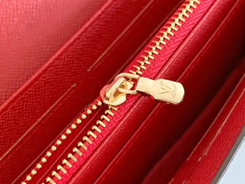 louis vuitton lv portefeuille s in red pour femme s_a5b5304